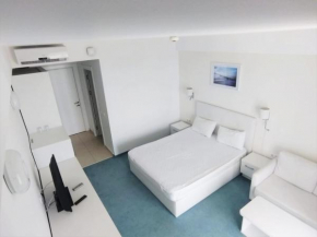Mediterranean Apartments at Blaxy, Olimp